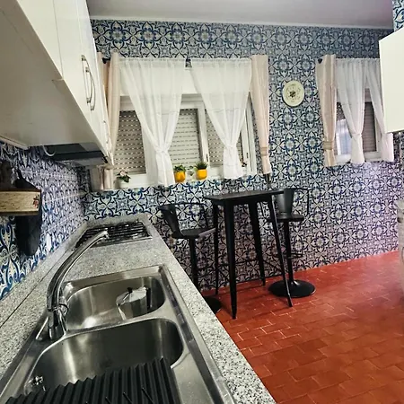 5ps House בית הארחה *